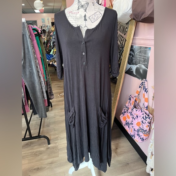 Annabelle Black Button-Down Dress - Picture 1 of 4